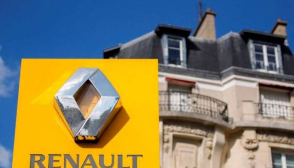 Francuski proizvođač automobila Renault obustavlja rad u Moskvi