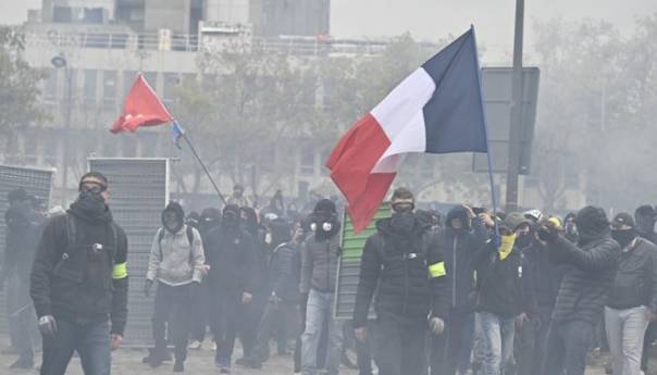 Francuski sindikat: Dogovor oko penzionih reformi daleko