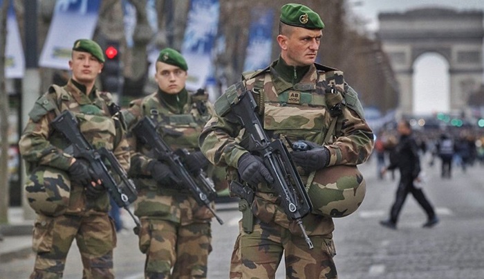 Francuski vojnici u novom pismu upozoravaju na građanski rat