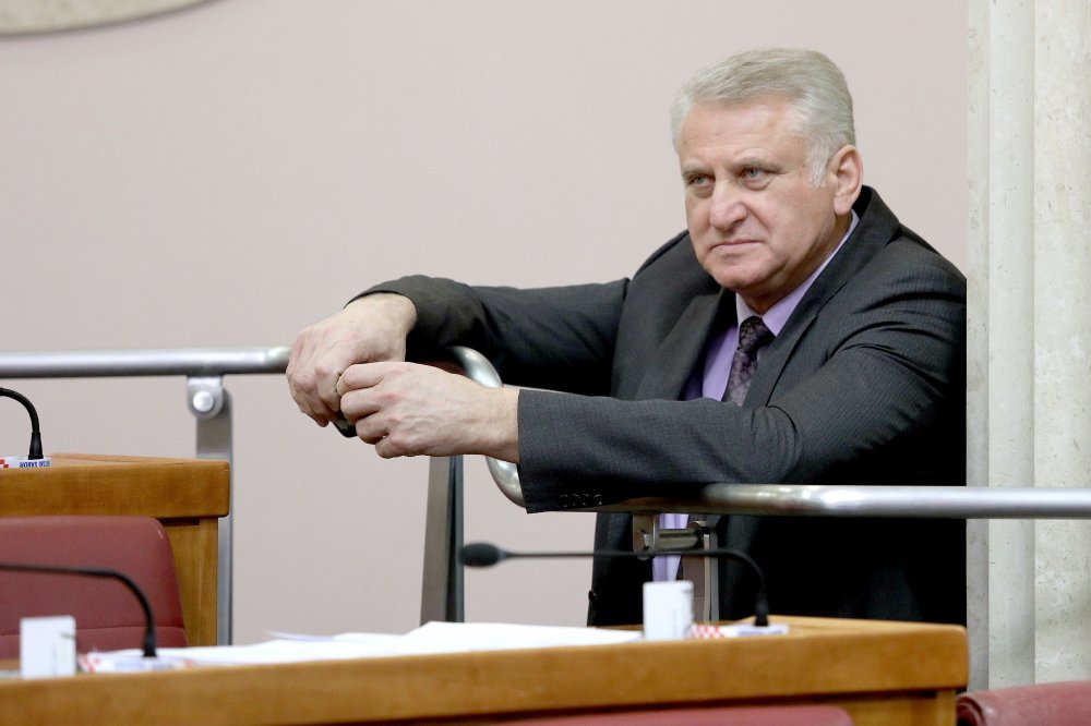 Franjo Lucić osuđen na rad za opće dobro zbog nuđenja mita novinaru Hedlu