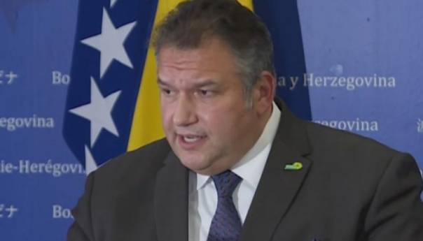 Franz: Uvesti sankcije protiv svih koji prijete miru u BiH