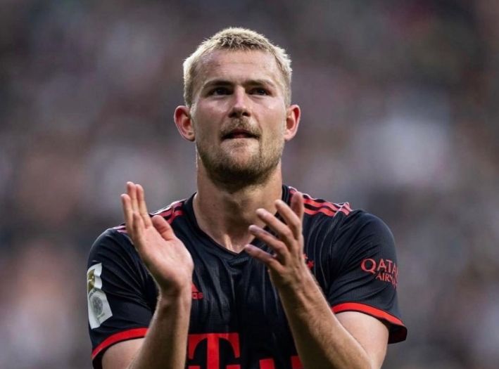 Fudbaler Bayerna: 'Sudija nam se izvinjavao jer su nas pokrali'