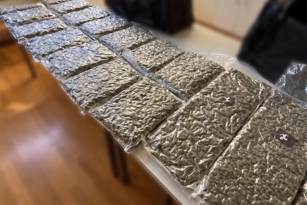 Fudbaler uhapšen sa skoro 14 kilograma droge, roditelji mu rade u policiji