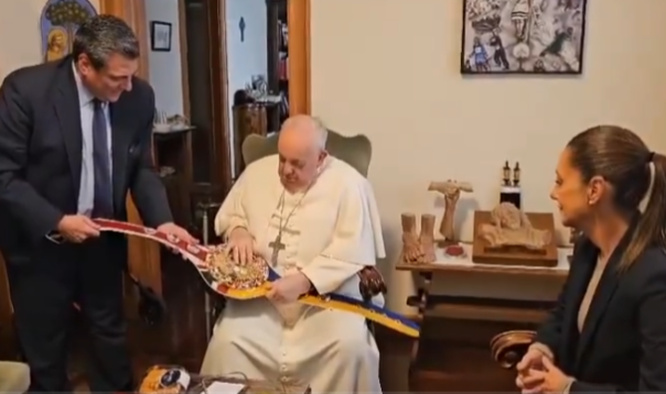 Fury i Usik borit će se za pojas koji je blagoslovio Papa Franjo