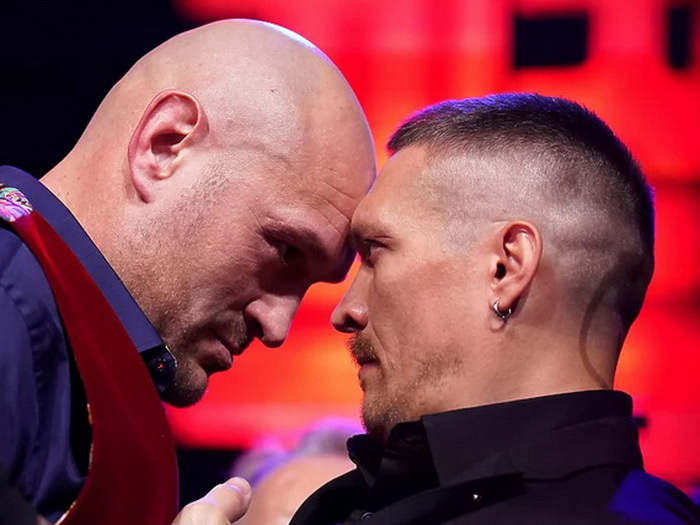 Fury pokazao posjekotinu zbog koje je odgodio borbu s Usikom