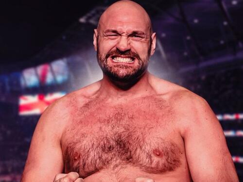 Fury se vratio u ring i pobijedio Makhmudova