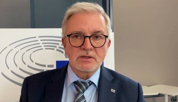 Gahler: Ključni prioritet zaustaviti Dodikov pokušaj razbijanja BiH