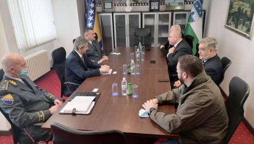 Galić u Bihaću: Za rješavanje migrantske krize nužna suradnja svih strana