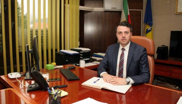 Ganić poziva na Plan interventnih mjera zbog prekomjerne zagađenosti zraka u ZDK