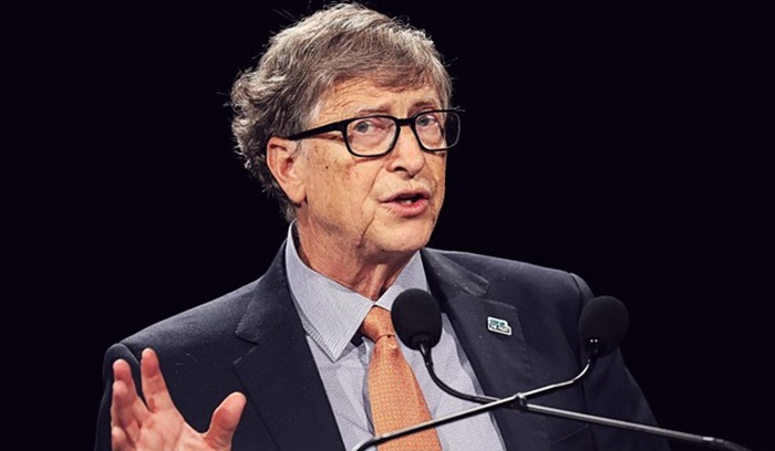 Gates: Nema povratka u normalu do 2022.