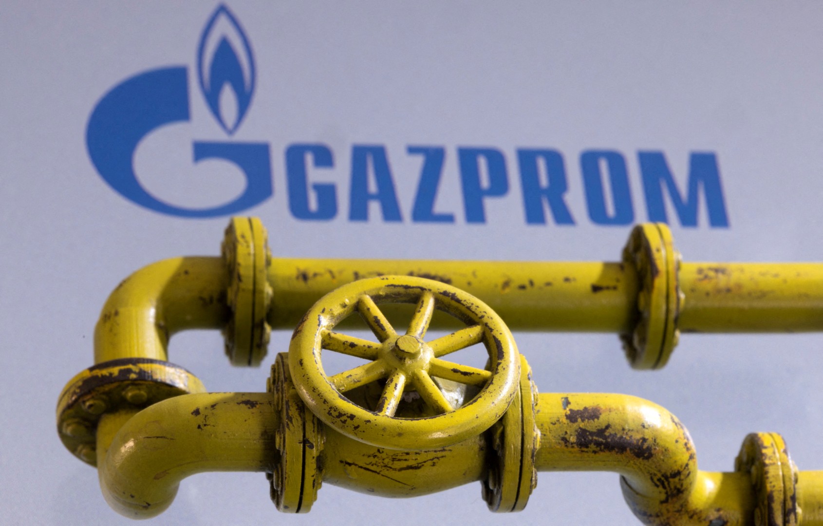 Gazprom: Gas će i dalje ići u Evropu preko Ukrajine