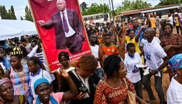 Gbagbo se vraća u Obalu Bjelokosti nakon oslobađajuće presude u Haagu