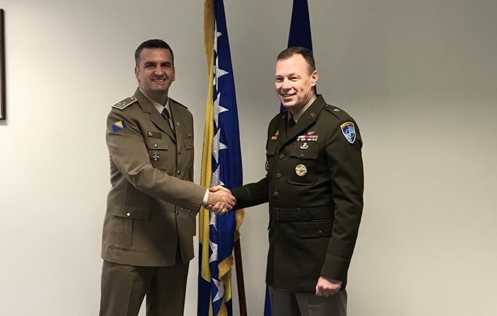 General Folkestad posjetio vojni dio Misije BiH pri NATO-u