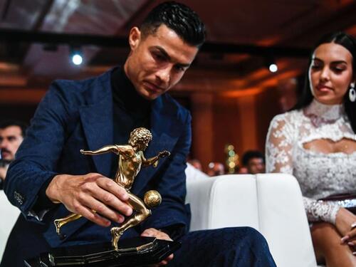 Georgina Rodriguez opet najzapaženija među djevojkama na dodjeli fudbalskih nagrada