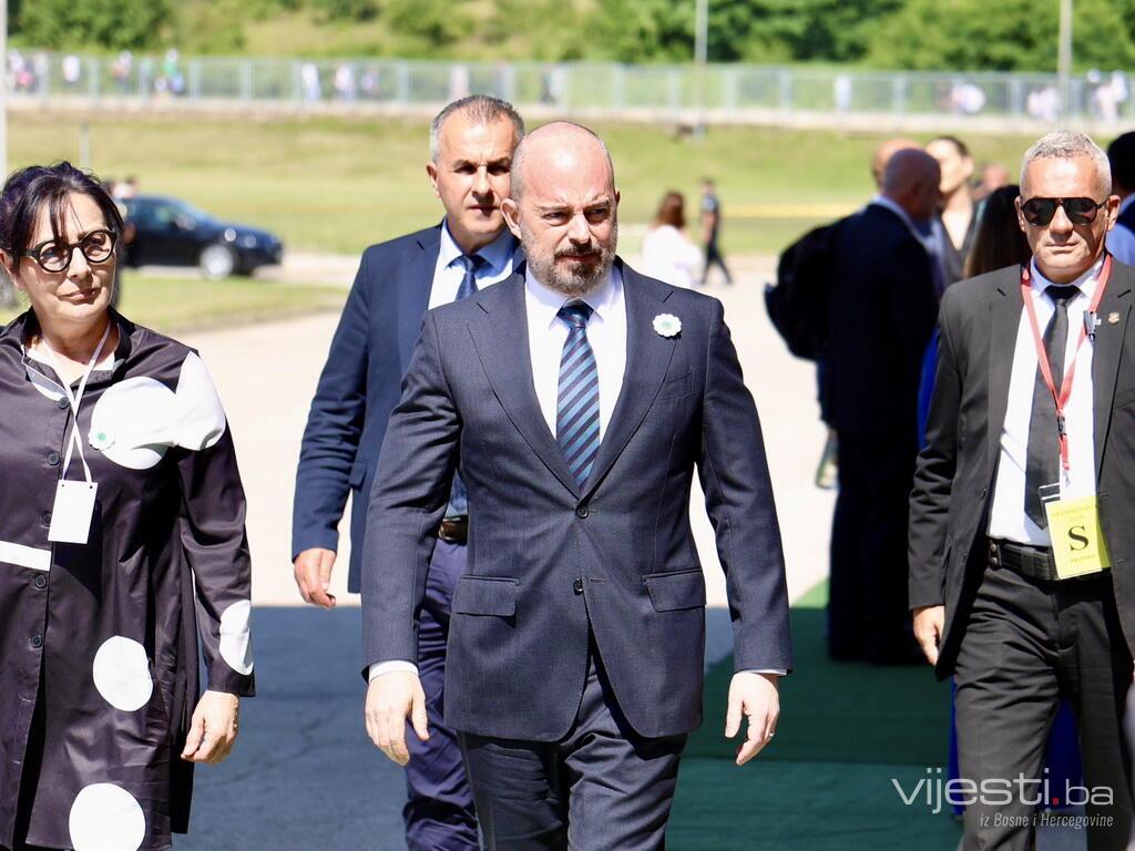 Ginkel u Potočarima: SAD ostaju posvećene sjećanju, istini i pravdi