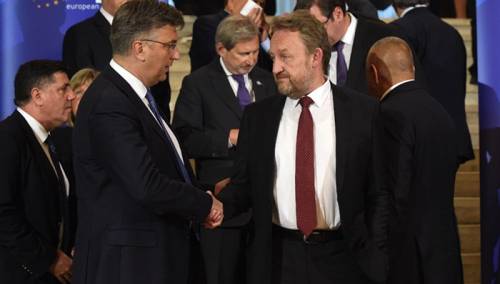 Glasanje EPP-a razotkrilo razmjere debakla Hrvatske, prilika za probosanske stranke