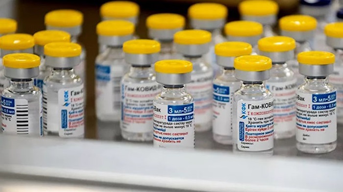 Glavna slovenska infektologinja skeptična oko vakcinisanja Sputnjikom V