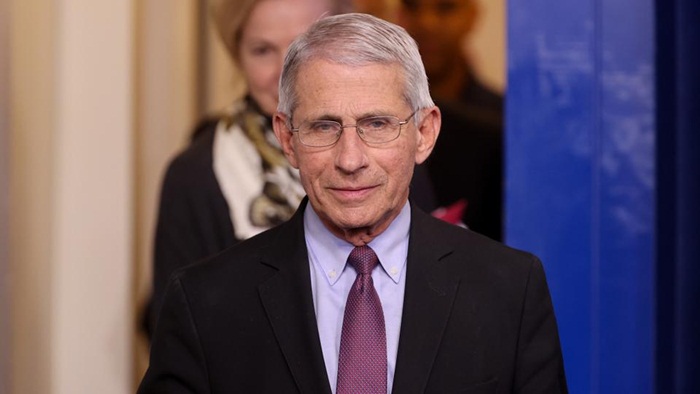 Glavni američki epidemiolog: Malo je vjerovatno da ćemo iskorijeniti koronavirus