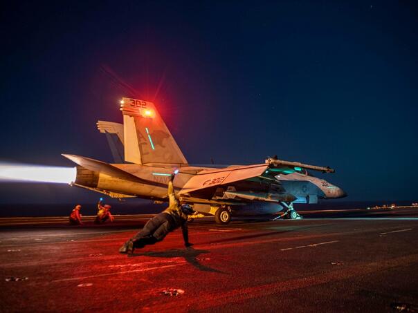 Glavni grad Jemena na meti zračnih napada SAD-a i Velike Britanije