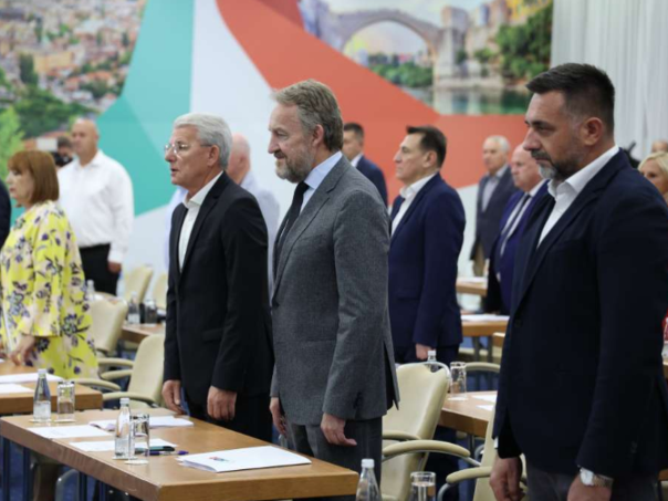 Glavni odbor SDA poziva EUFOR da reaguje u skladu sa propisanim mandatom