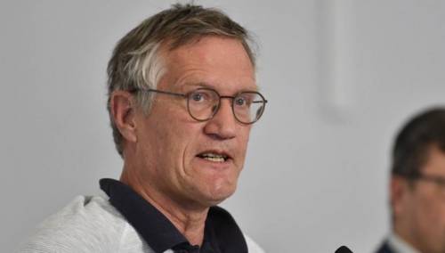 Glavni švedski epidemiolog: Maske previše ne pomažu, rješenje je samo distanca