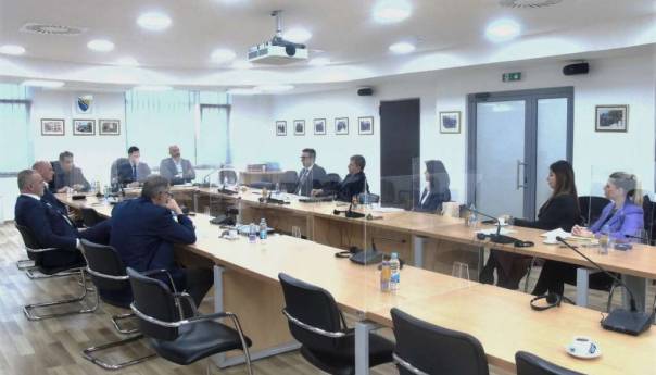 Glavni tužioci: Zajedničkim naporima stati u kraj organiziranim kriminalnim grupama u BiH