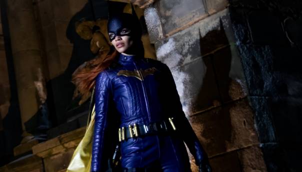 Glumica Lesli Grejs objavila prvu fotku za predstojeći film "Batgirl"