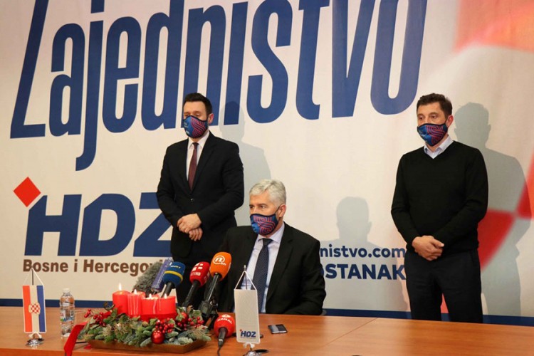 GO HDZ Mostar svakog sata šalje isto saopštenje