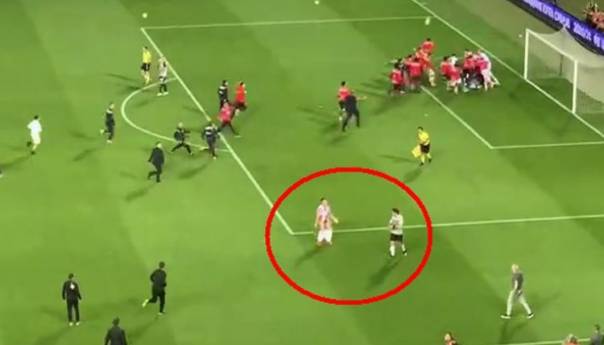 Gobeljić Stojkoviću skinuo šorc i provocirao ga nakon pobjede