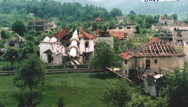 Godišnjica pokolja u Ahmićima: HVO je išao od kuće do kuće, palilo i ubijao