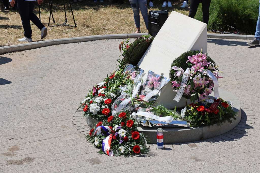Godišnjica zločina: Ubice sa Uborka i Sutine na slobodi u BiH i Srbiji