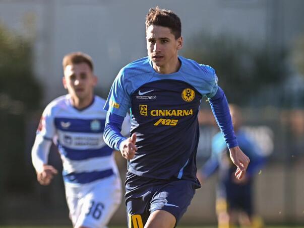 Gol i asistencija Menala na debiju za Celje