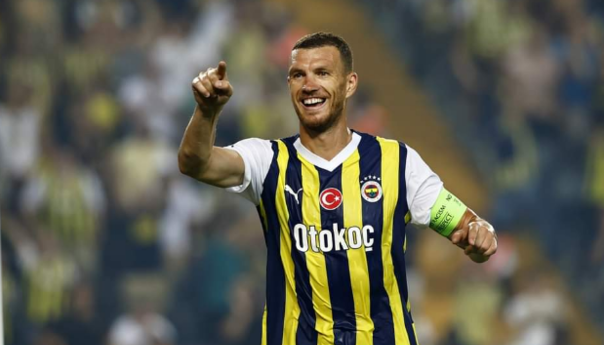 Gol i dvije asistencije Džeke na debiju za Fenerbahče