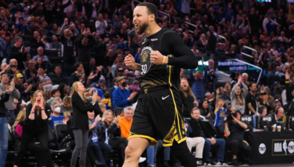Golden State slavio nakon preokreta, Curry odigrao briljantnu partiju