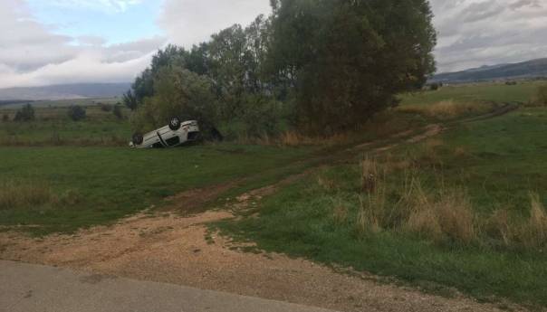 Golf sletio s ceste na putu Tomislavgrad - Blidinje