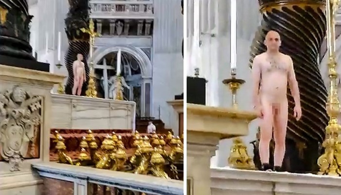 Goli muškarac popeo se na oltar u Vatikanu