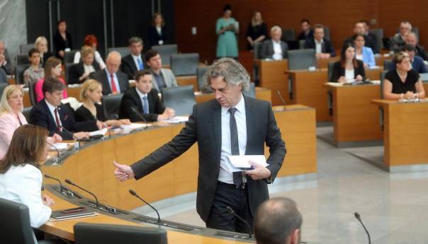 Golob predstavio buduće ministre: Ne očekujemo 100 dana mira