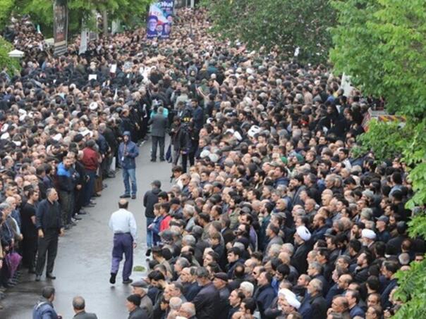 Gomila ljudi u Tabrizu: Počela prva ceremonija ispraćaja iranskog predsjednika