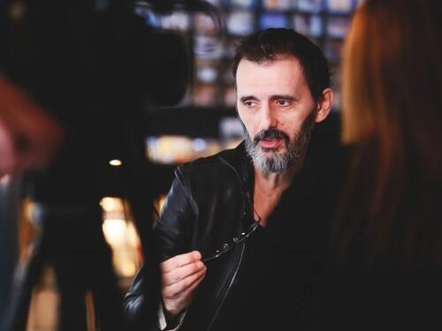 Goran Bare i 'Majke' stižu u Sarajevo