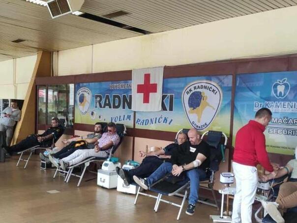 Goraždani prednjače u darivanju krvi, veliki odziv u današnjoj akciji