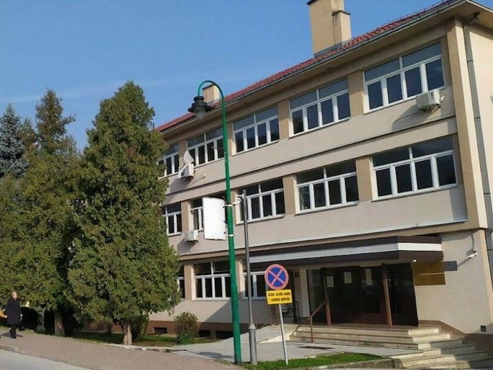 Goražde: Naređena istraga protiv muškarca zbog neovlaštenog snimanja u ženskim toaletima
