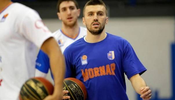 Gordić zbog teške povrede koljena završio sezonu