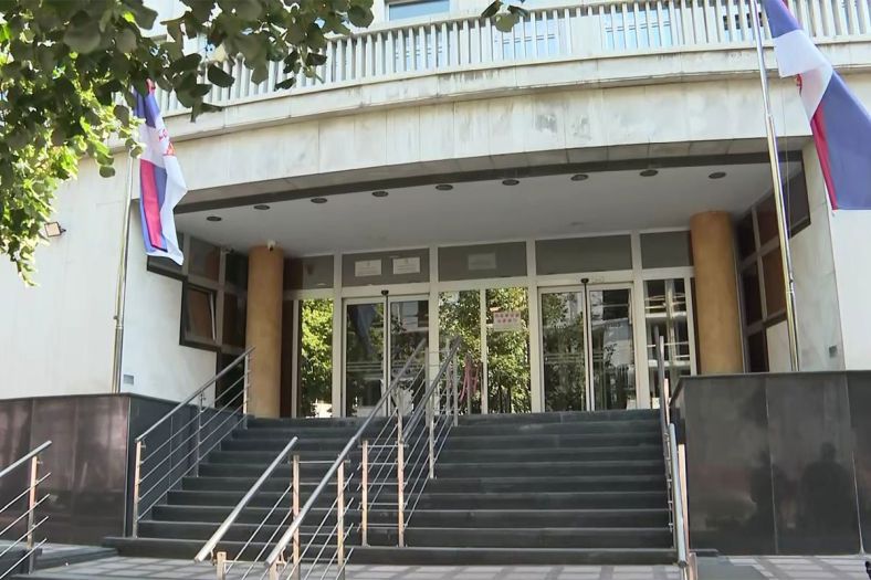 Gori krov Specijalnog suda u Beogradu