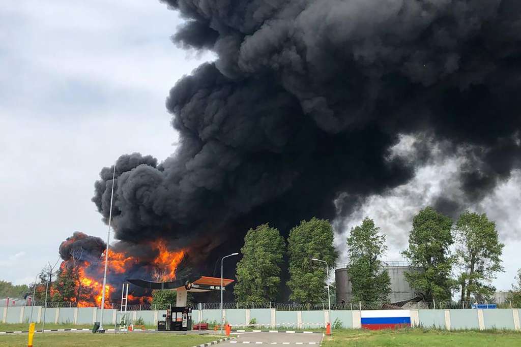 Gori rezervoar goriva kod Voronježa