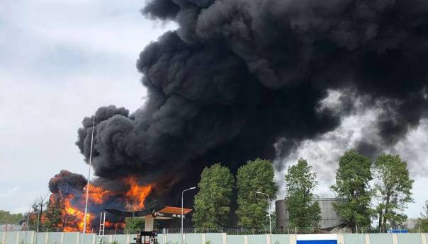 Gori rezervoar goriva kod Voronježa