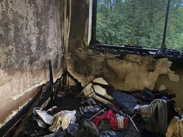 Gorio stan u Banjaluci, požar gasilo osam vatrogasaca