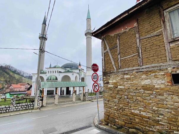 Gornja Tuzla ima pet džamija, a svaka priča priču za sebe