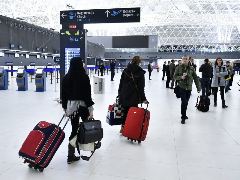 Gotovo 50 posto mladih razmišlja o odlasku iz Hrvatske