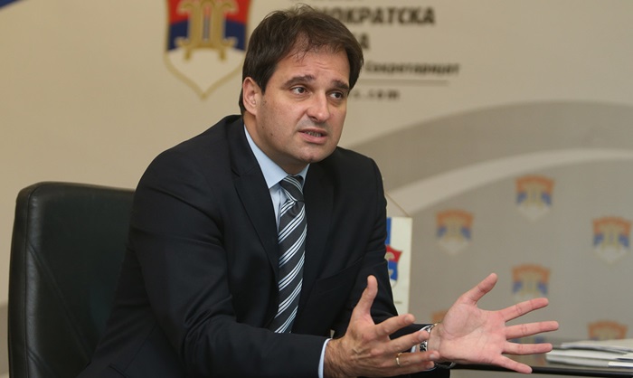 Govedarica o ikoni: Dodik je nekog htio debelo da prevari