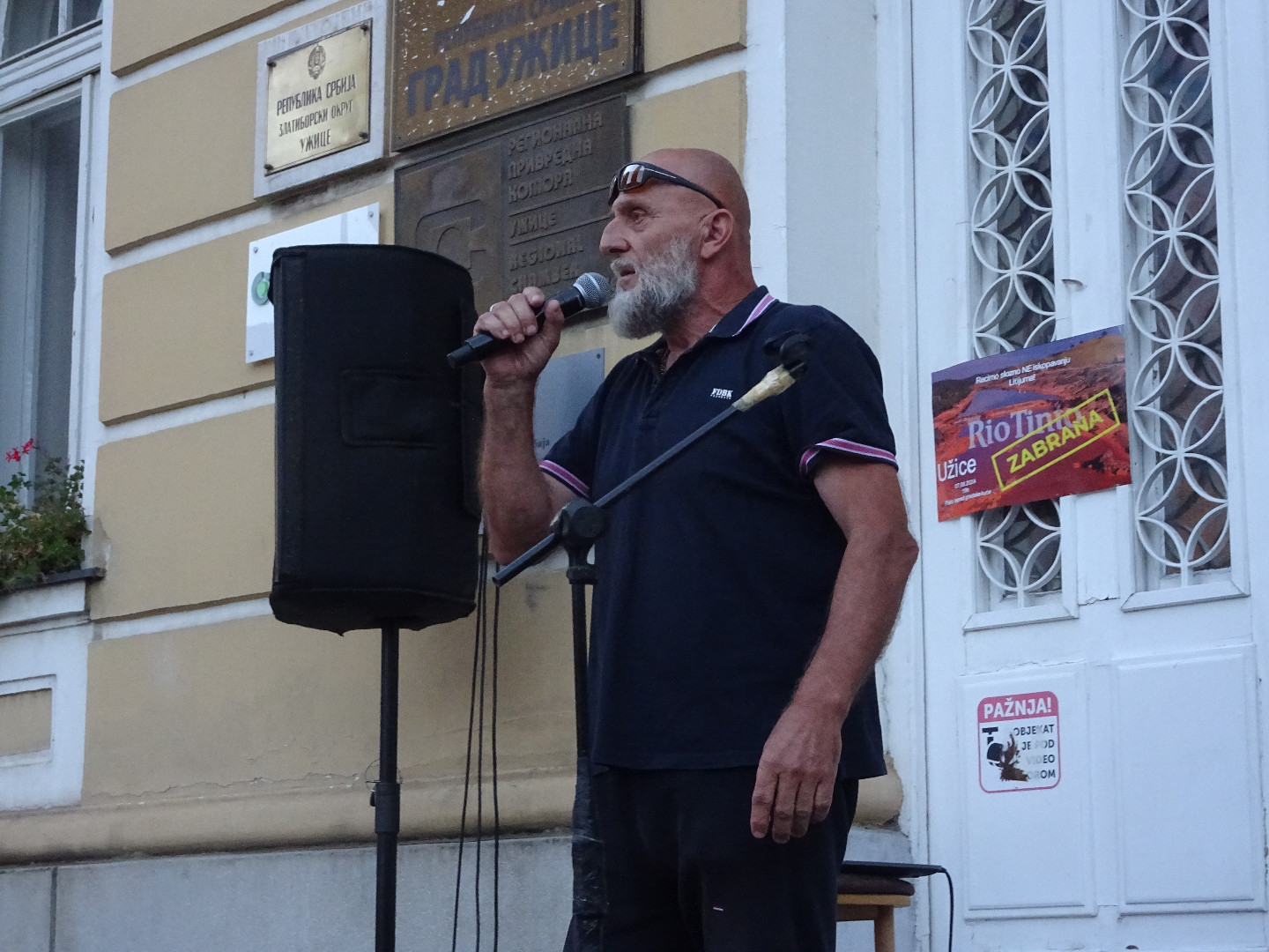 Govorniku sa protesta protiv Rio Tinta u Užicu određen pritvor
